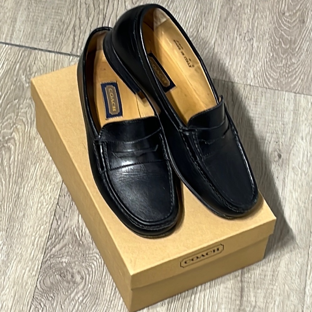 Coach Black Leather Penny Loafers Size 8B